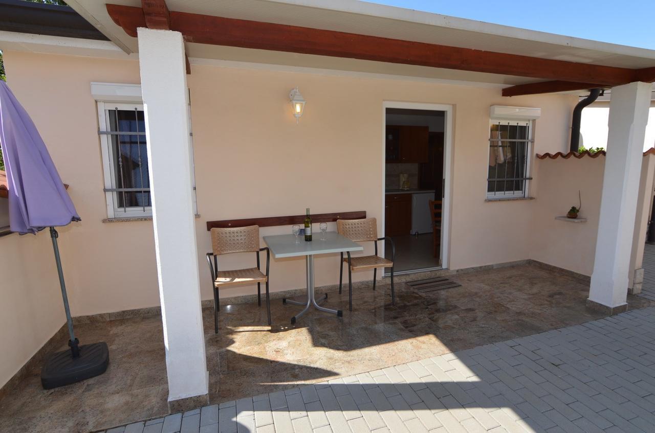 Apartmani Dekovic Materada Пореч Стая снимка