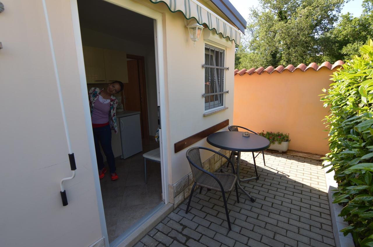 Apartmani Dekovic Materada Пореч Стая снимка