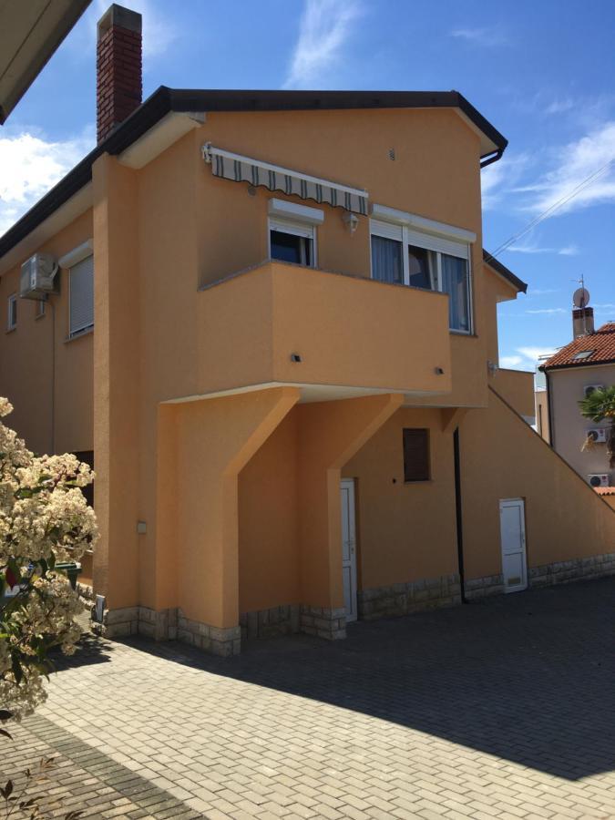 Apartmani Dekovic Materada Пореч Екстериор снимка
